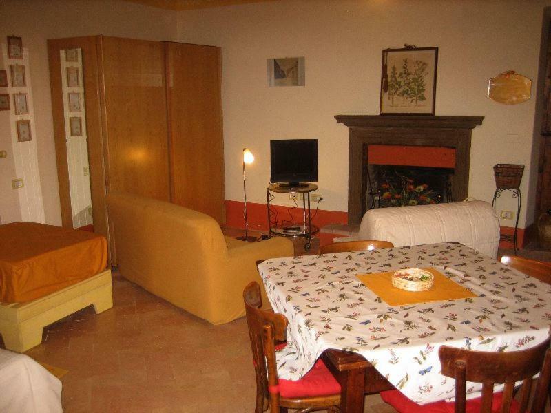 Bed & Breakfast Del Teatro Cagli Zewnętrze zdjęcie