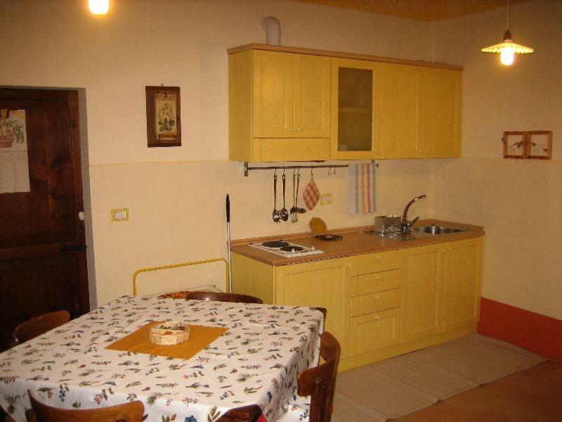 Bed & Breakfast Del Teatro Cagli Zewnętrze zdjęcie